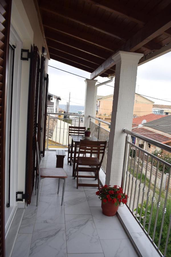 Mary'S Apartments Close To The Sea Агиос Георгиос Екстериор снимка