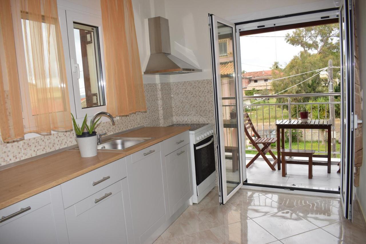Mary'S Apartments Close To The Sea Агиос Георгиос Екстериор снимка